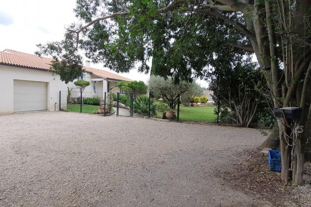 Villa L'Estel En Campagne Avec Piscine Privee Proche Arles Et Avignon Tarascon Luaran gambar